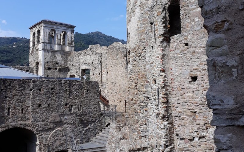 Castel Doria binnen 1.jpg